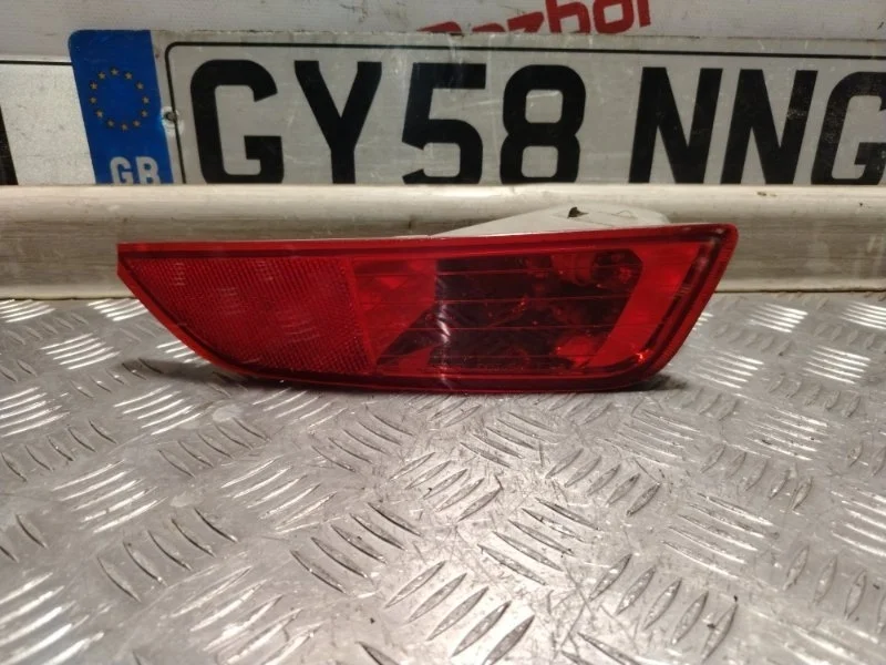 Фонарь в бампер Volvo Xc60 30763323 DZ31 B4204T7, задний правый