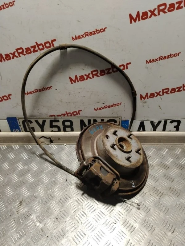 Кулак Nissan Qashqai 43202JG000 J10, задний правый