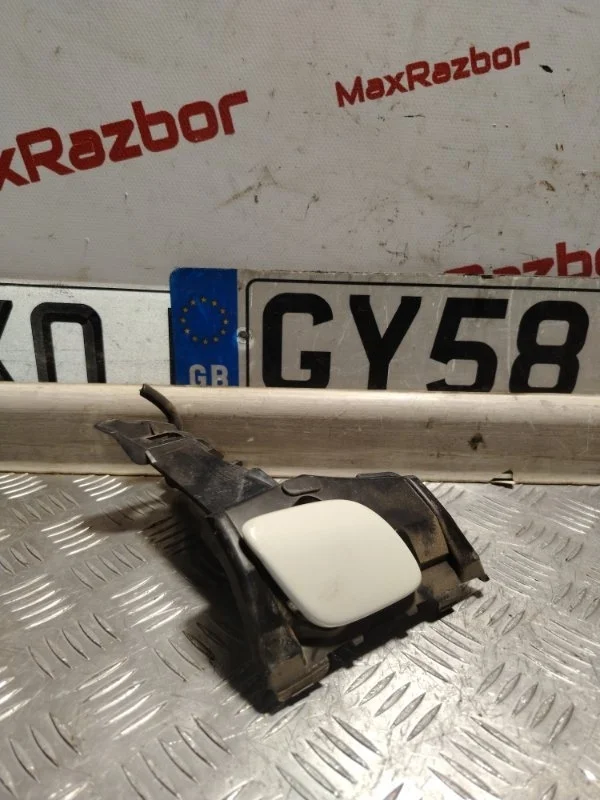 Форсунка омывателя фар Volvo Xc60 31294407 DZ31 B4204T7, правая