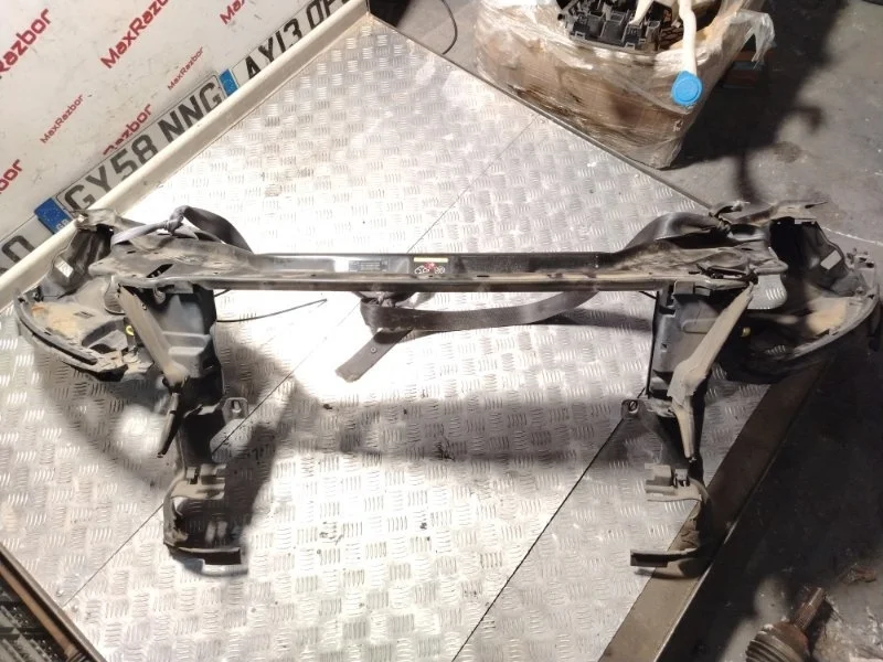 Телевизор панель Volvo Xc60 30762259 DZ31 B4204T7