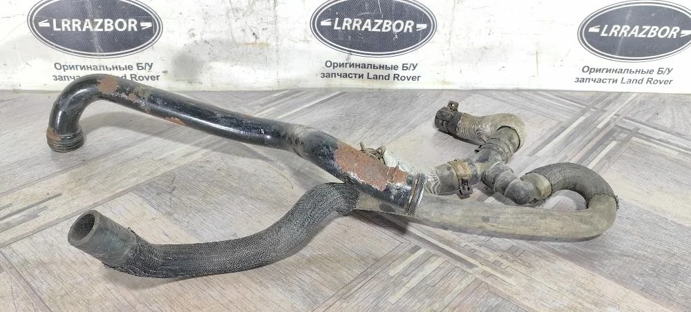 Патрубок системы охлаждения Land Rover Freelander II (2006—2010)