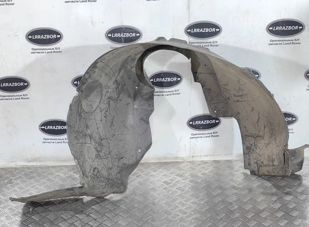 Подкрылок передний правый Land Rover Range Rover III (2002—2005)