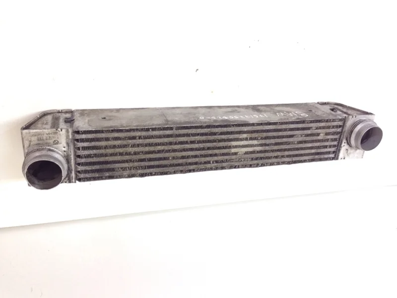 Интеркулер Bmw 5 Series 2002-2010 17517795823 E60/E61, передний
