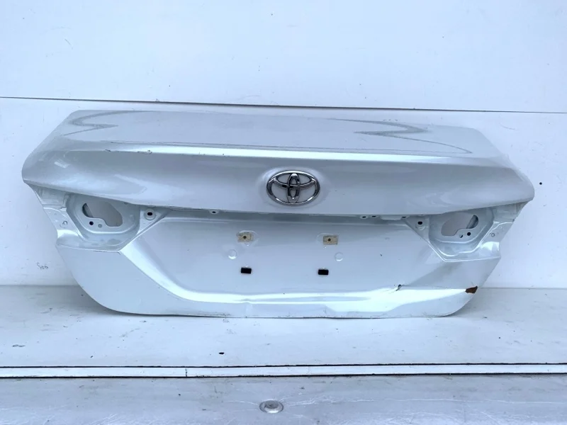 Крышка багажника Toyota Camry 2018-2020 6440133760 XV70, задняя