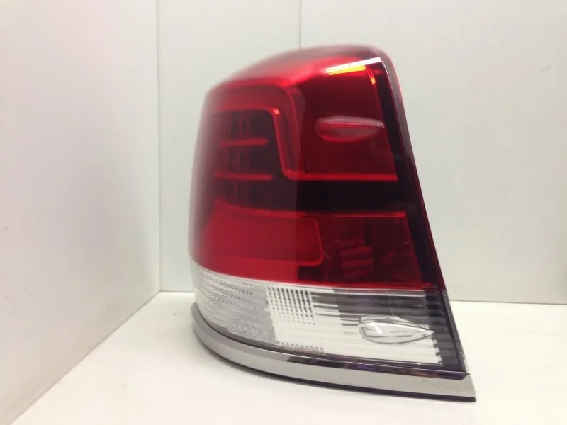 Фонарь внешний Toyota Land Cruiser 2015-2020 8155160B80 200, задний правый