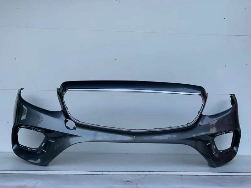 Бампер Mercedes-Benz E-Klasse 2016-2020 A2138852600 W213, передний