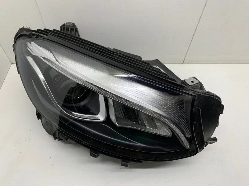 Фара Mercedes-Benz Glc-Klasse 2015-2019 A2539061001 X253, передняя правая