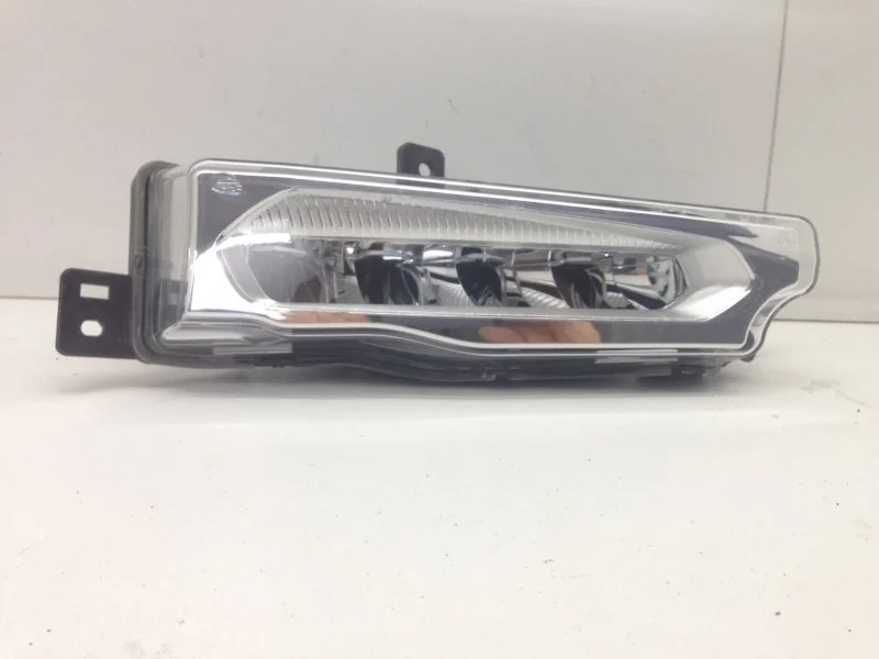 Фара противотуманная Bmw X3 2017-2020 63177412528 G01, передняя правая
