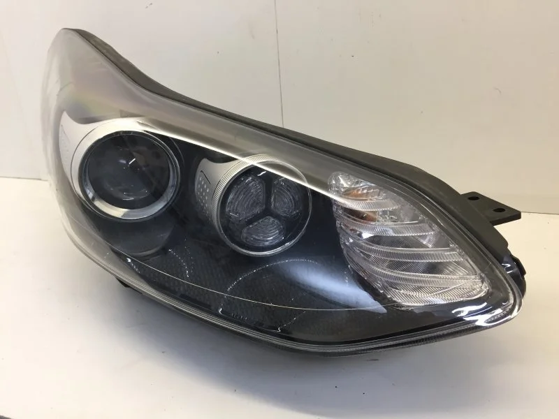 Фара Kia Sportage 2010-2014 92102F1010 3, передняя правая