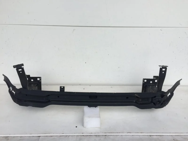 Усилитель бампера Volkswagen Tiguan 2016-2021 5NA807611 2, передний