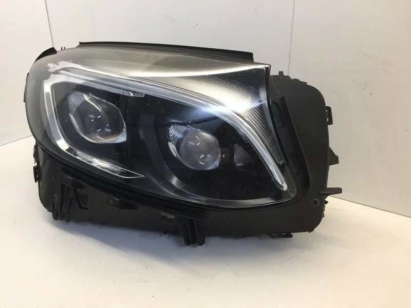 Фара Mercedes-Benz Glc-Klasse 2015-2020 A2539065801 X253, передняя правая