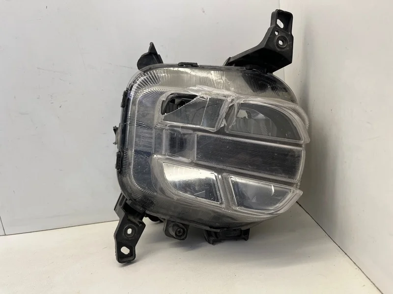 Фара противотуманная Kia Sportage 2016-2020 92202F1600 4, передняя правая