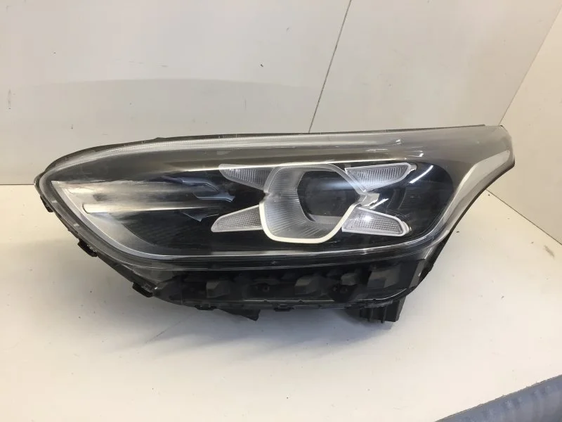 Фара Kia Cerato 2018-2021 92101M6100 4, передняя левая