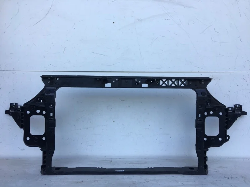 Панель передняя Kia Cerato 2018-2021 64101M6001 4, передний