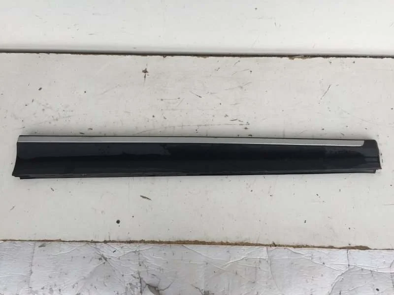 Накладка двери Bmw X3 2010-2017 51137205780 F25, передняя правая