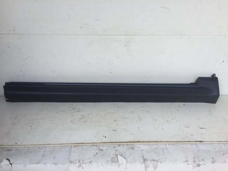 Накладка порога Volvo Xc90 2014-2019 31672377 2, правая