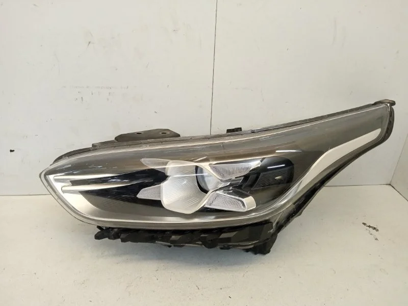 Фара Kia Cerato 2021-2023 92101M6200 4, передняя левая