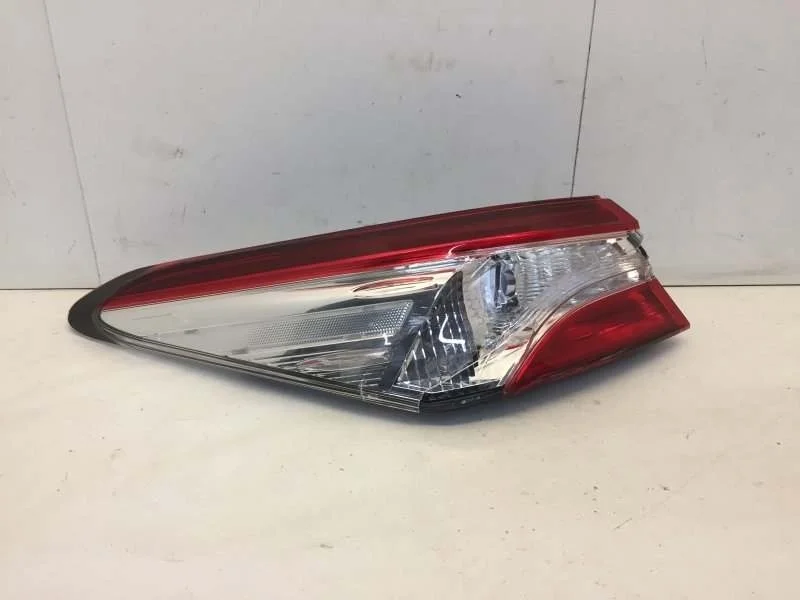 Фонарь Toyota Camry 2018-2021 8156133660 XV70, задний левый