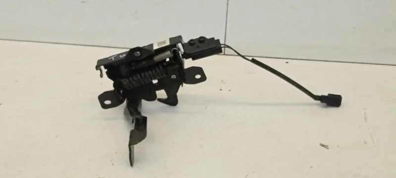 Замок капота Hyundai Solaris 2017-2020 81130H5010 2, передний