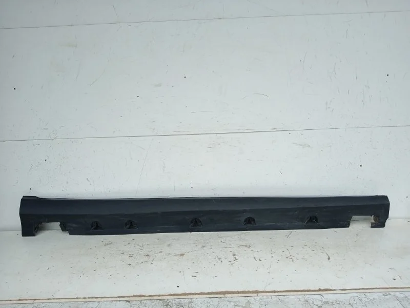 Накладка порога Mercedes-Benz Gl-Klasse 2012-2016 A1666900640 X166, правая