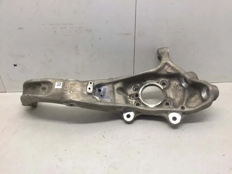 Кулак поворотный Bmw X5 2018-2023 31216876655 G05, передний левый