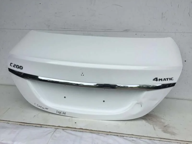 Крышка Mercedes-Benz C-Klasse 2018-2021 A2057500075 W205, задняя