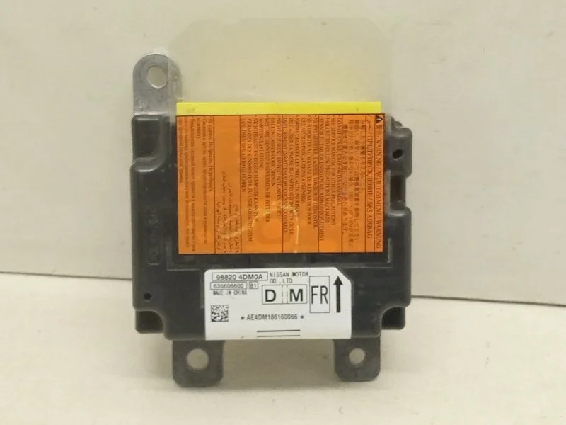 Блок управления Airbag Nissan X-Trail 2017-2022 988204DM0A T32, передний