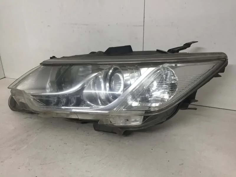 Фара Toyota Camry 2011-2017 8118533891 XV50, передняя левая
