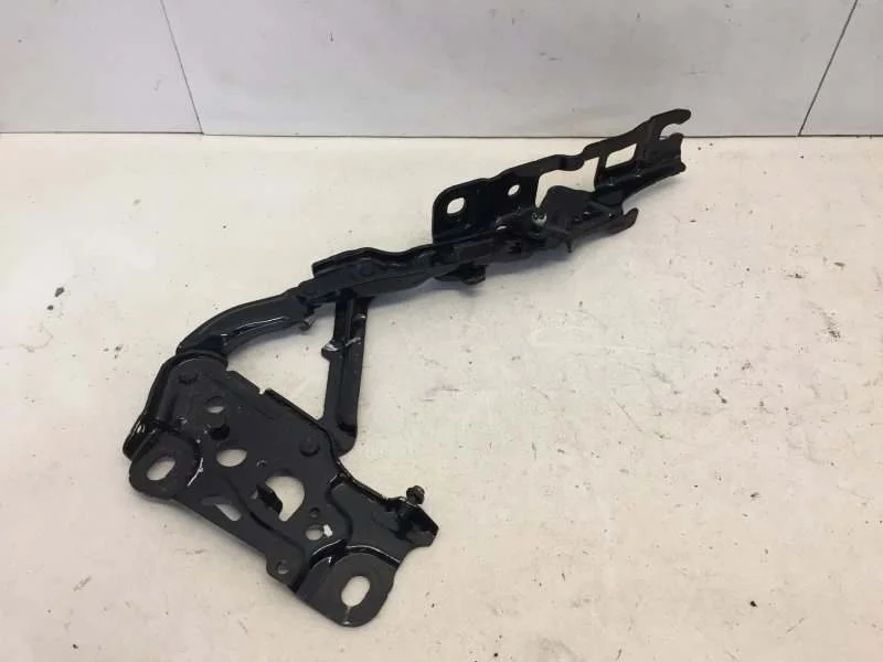 Петля капота Bmw 6 Series 2017-2022 41007427051 G32/G33, передняя левая