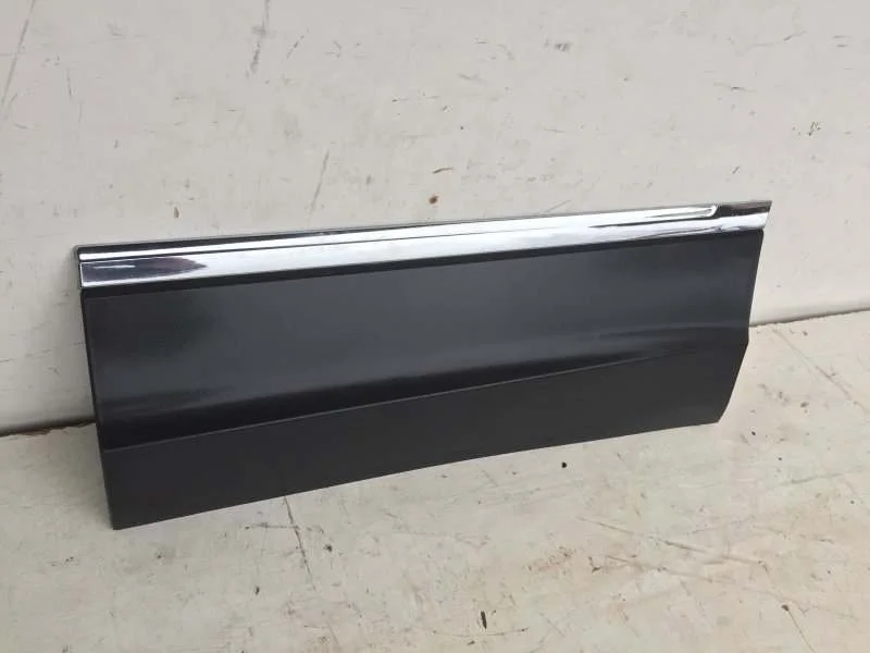 Накладка двери Volkswagen Tiguan 2016-2023 5NA854949 2, задняя левая