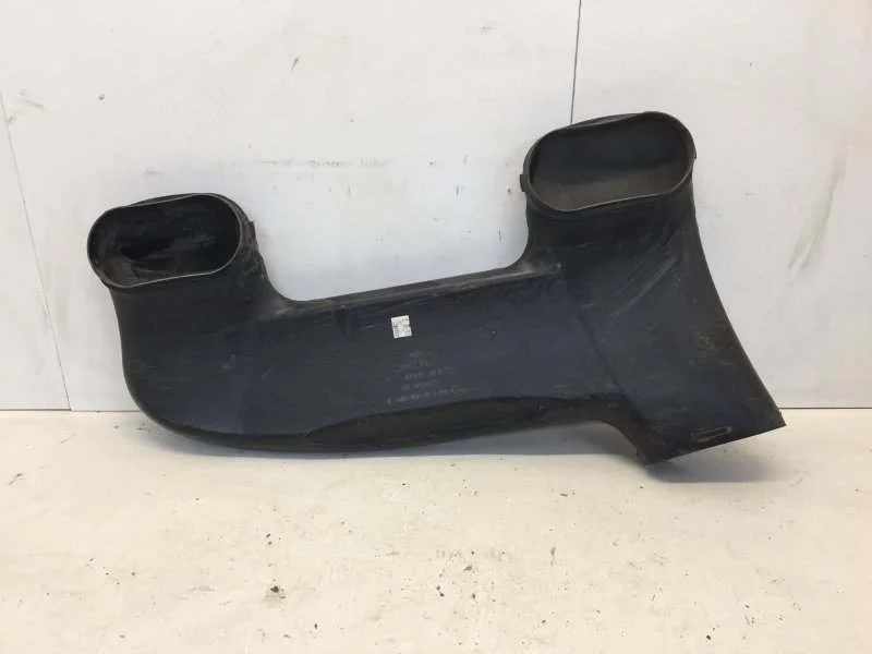 Воздухозаборник Bmw X5 2013-2018 13718570289 F15, передний