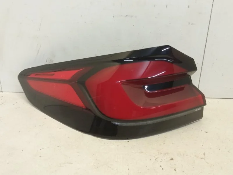 Фонарь внешний Bmw 5 Series 2016-2020 63218493811 G30/G31, задний левый