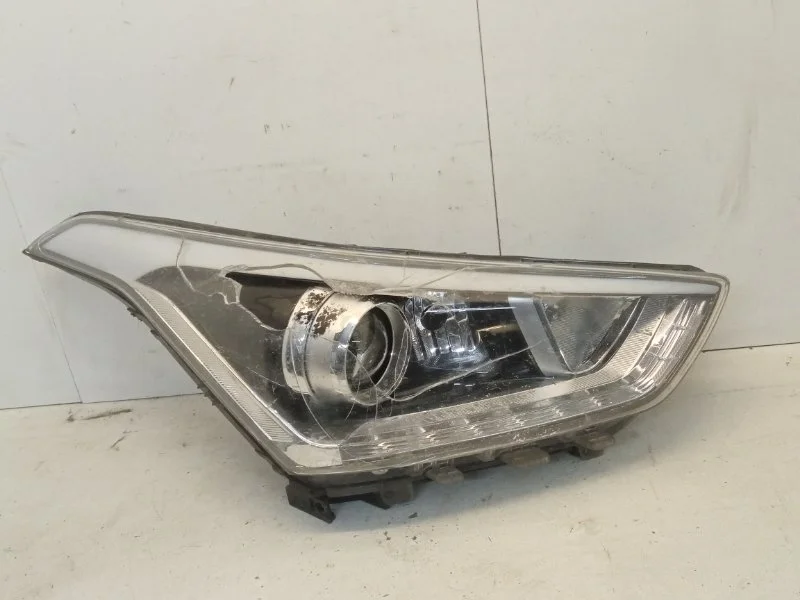 Фара Hyundai Creta 2016-2020 92102M0000 1, передняя правая