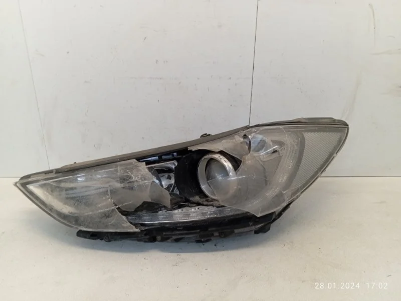 Фара Hyundai Elantra 2016-2020 92101F2000 6, передняя