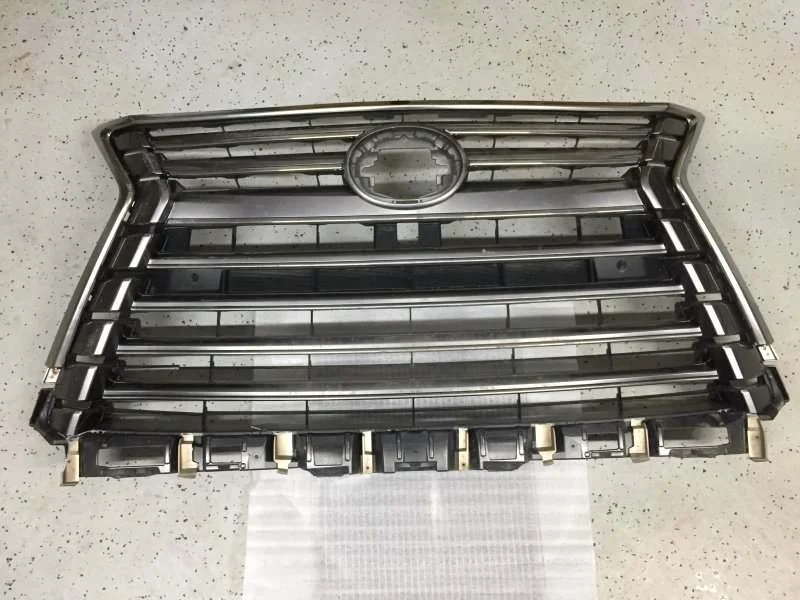 Решётка радиатора Lexus Lx 2015-2023 5310160570 3, передняя