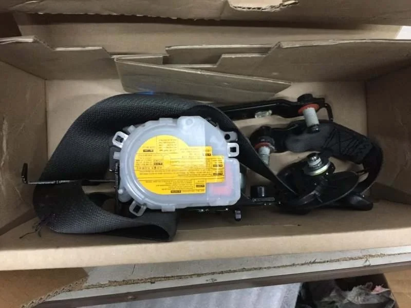 Ремень безопасности Hyundai Solaris 2017-2023 88880H5000 2, передний правый