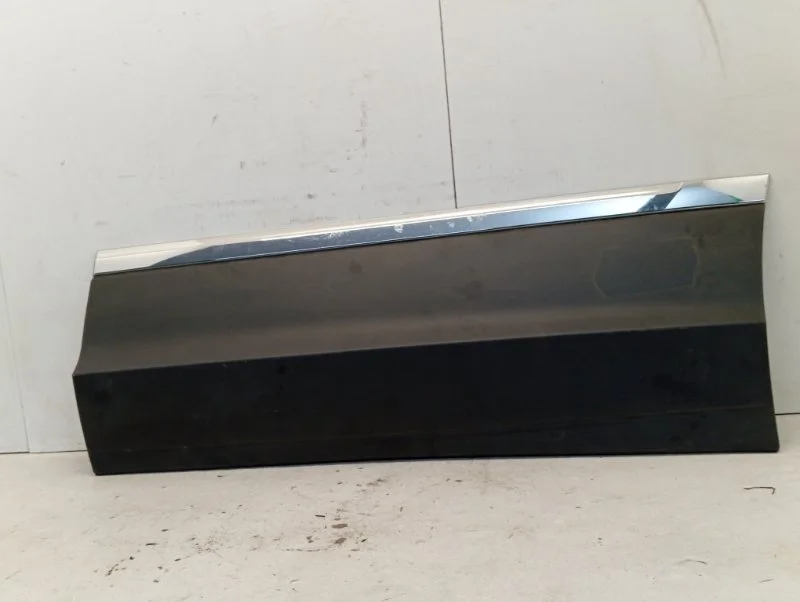 Накладка двери Volkswagen Tiguan 2016-2023 5NA854949 2, задняя левая