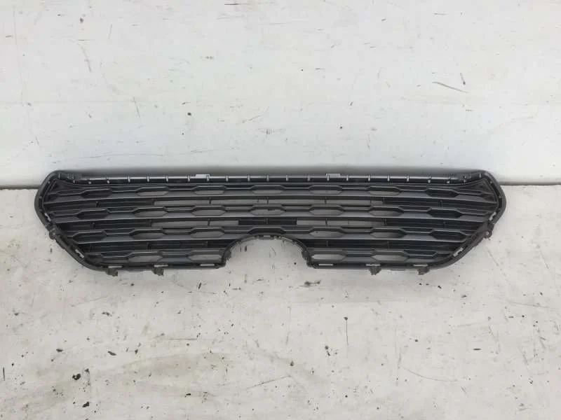 Решётка радиатора Toyota Rav4 2018-2023 5311242190 XA50, передняя