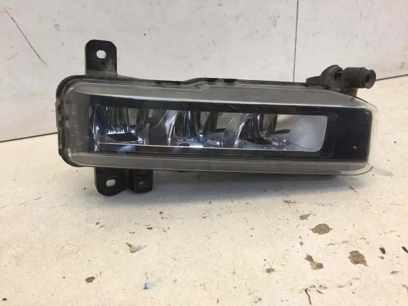 Фара противотуманная Bmw 3 Series 2018-2023 63178089525 G20, передняя левая