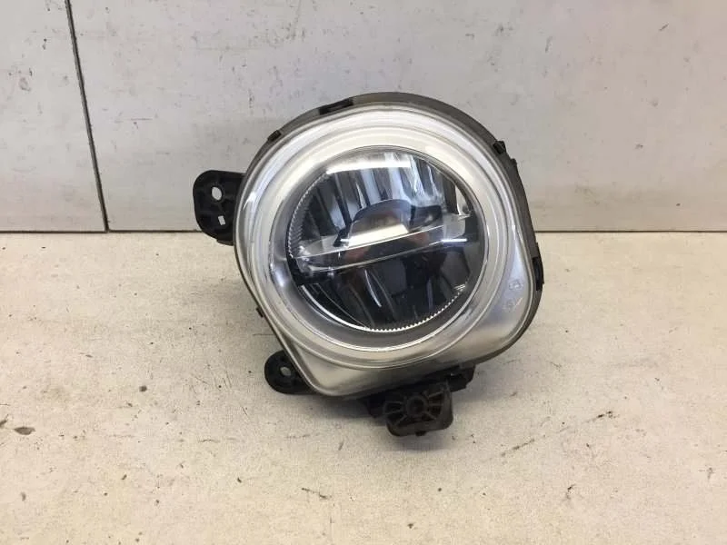 Фара противотуманная Bmw X5 2013-2018 63177317252 F15, передняя правая