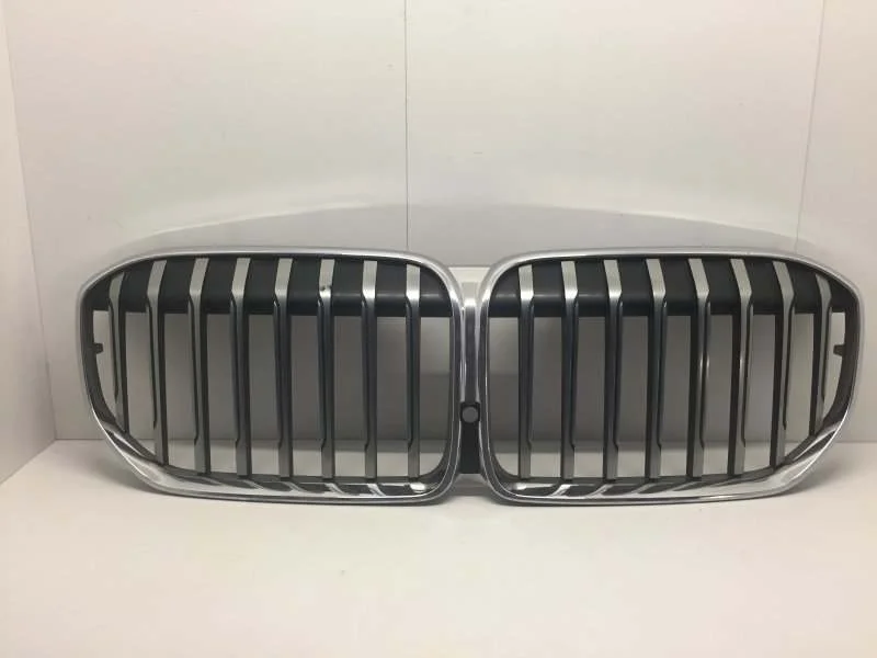 Решётка радиатора Bmw 7 Series 2015-2023 51137475318 G11/G12, передняя