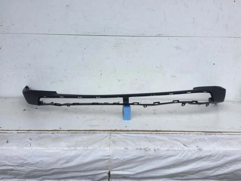 Юбка бампера Toyota Rav4 2018-2023 524110R220 XA50, передняя