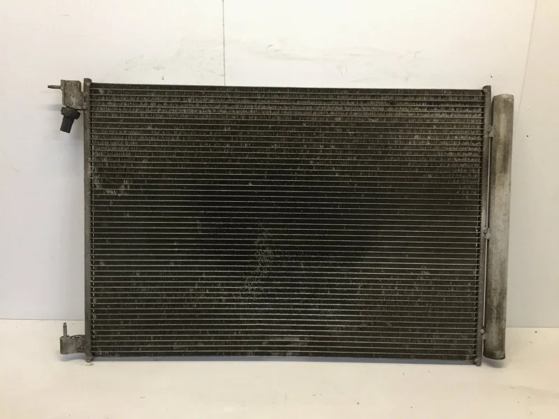 Радиатор кондиционера Mercedes-Benz C-Klasse 2014-2018 A0995001354 W205, передний