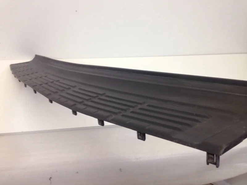 Накладка бампера Toyota Land Cruiser 2007-2012 5216260040 200, задняя