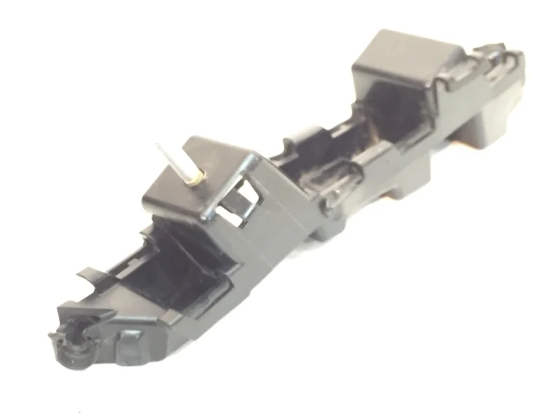 Кронштейн бампера Mercedes-Benz C-Klasse 2014> A2058800603 W205, задний левый