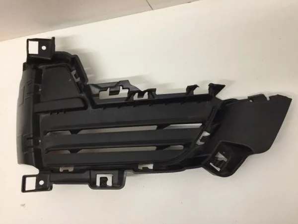 Решётка бампера Bmw X5 2013-2018 51117307994 F15, передняя правая