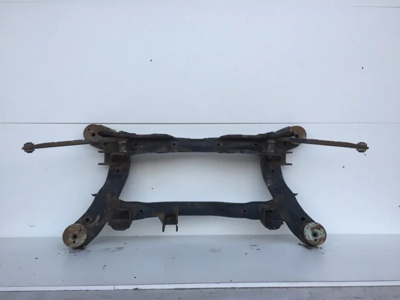 Балка (подрамник) Audi A6 2004-2011 4F0505235AC C6, задняя