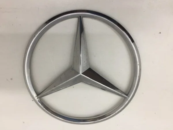 Эмблема Mercedes-Benz Cla-Klasse 2013-2016 A0008171416 C117 X117, передняя