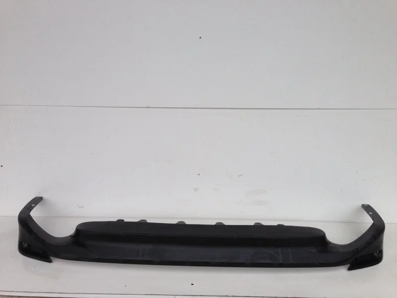 Накладка заднего бампера нижняя Toyota Camry 2017-2020 5216906190 XV70, задняя