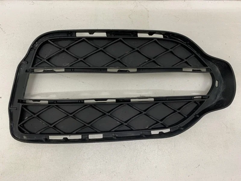 Решётка ПТФ Mercedes-Benz Glk-Klasse 2008-2015 A2048857123 X204, передняя левая